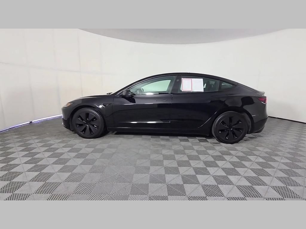 Used 2024 Tesla Model 3 Standard Range RWD image 46