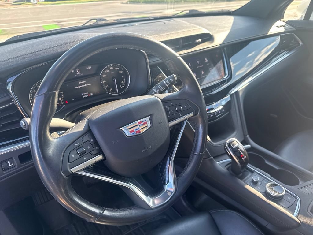 Used 2021 Cadillac XT6 Premium Luxury AWD/4WD image 12