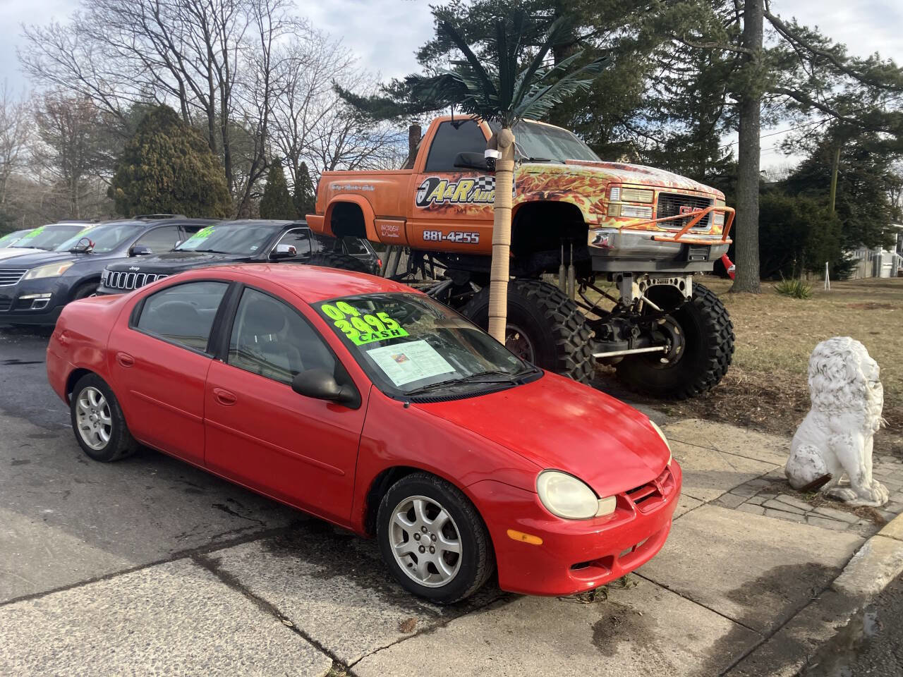 Used 2004 Dodge Neon SXT w/ Sport Appearance Group image 2