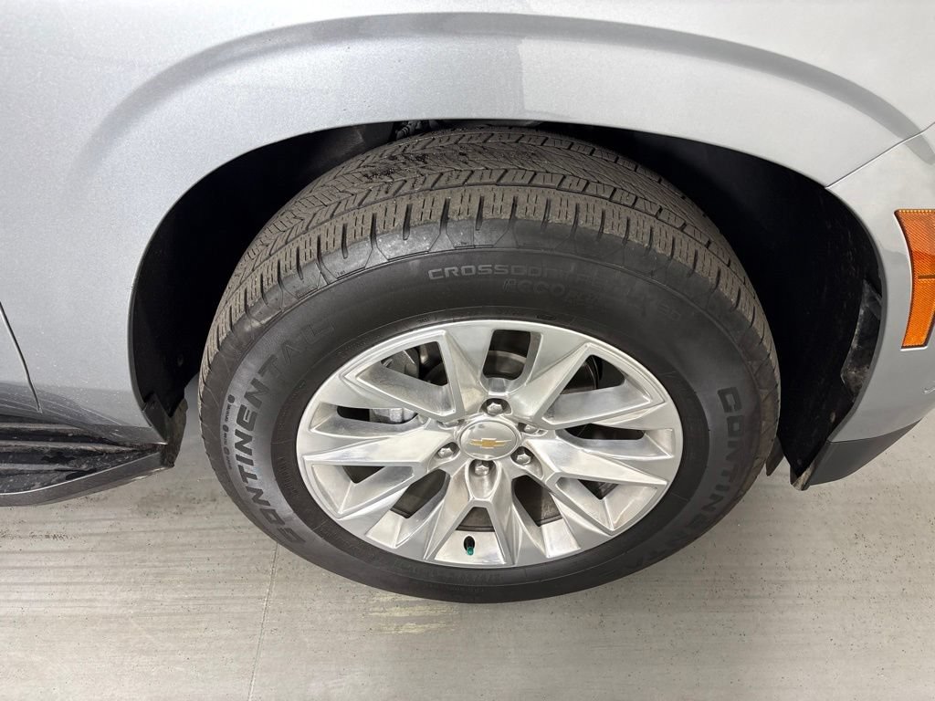 Certified 2025 Chevrolet Suburban Premier RWD image 14