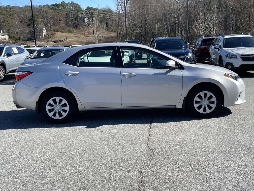 Used 2016 Toyota Corolla image 6