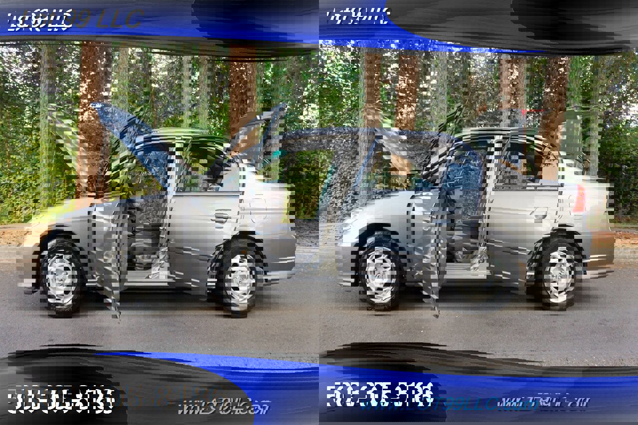 Used 2005 Honda Civic Hybrid Sedan image 28