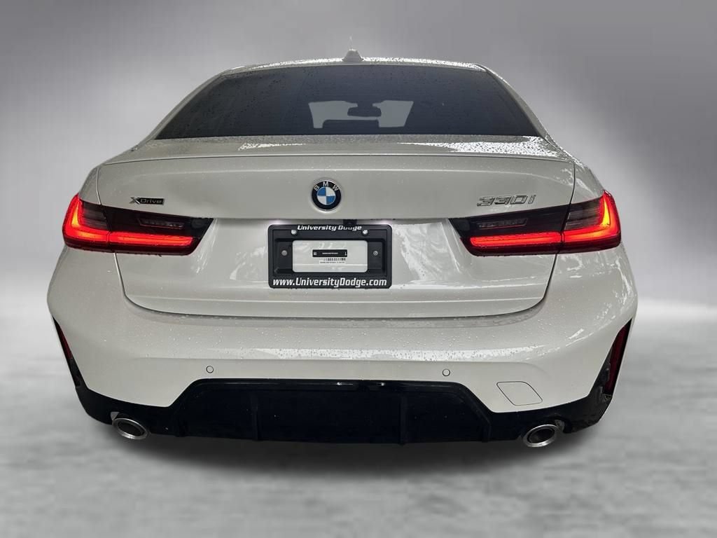 Used 2026 BMW 330i xDrive Sedan AWD/4WD image 33