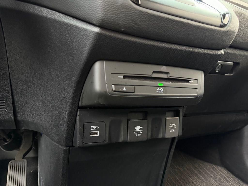 Used 2023 Honda Odyssey Touring image 29