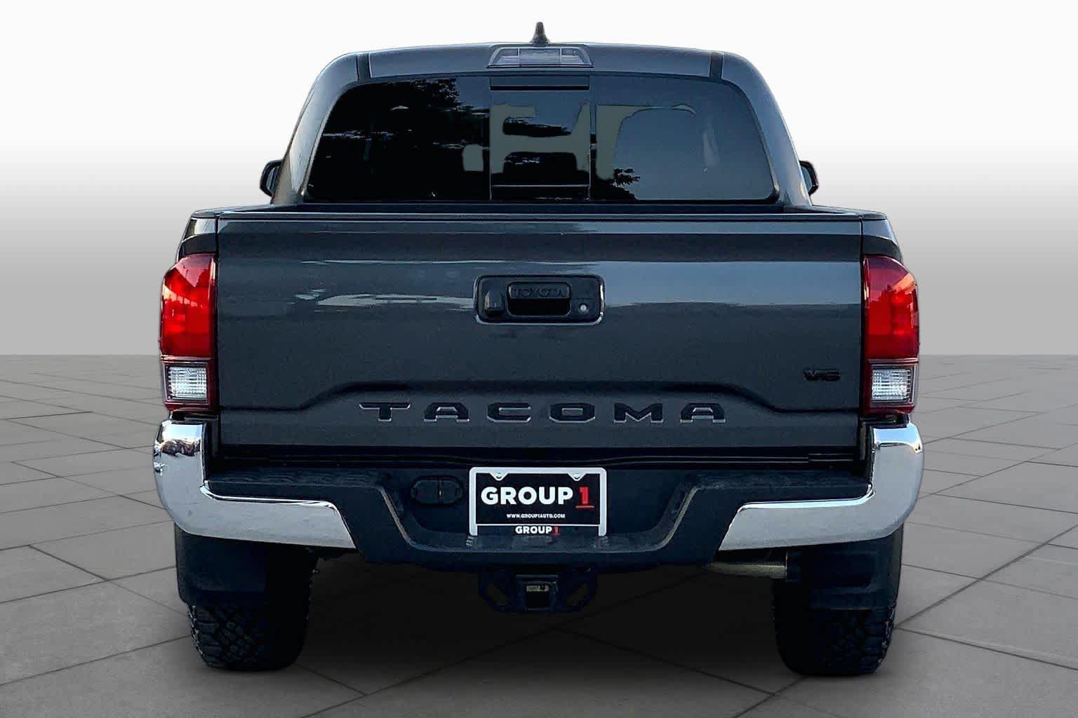 Used 2023 Toyota Tacoma SR5 RWD image 5