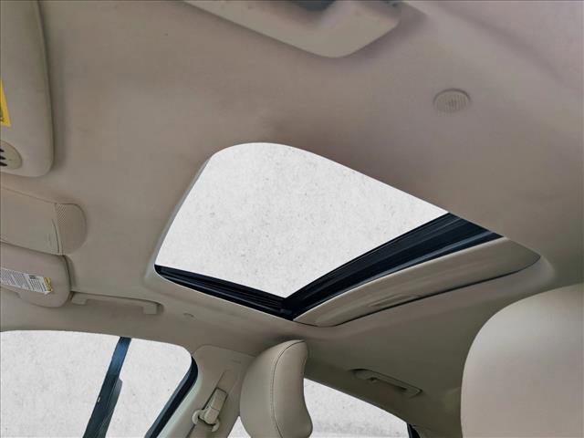 Used 2016 Ford Fusion Energi SE image 17