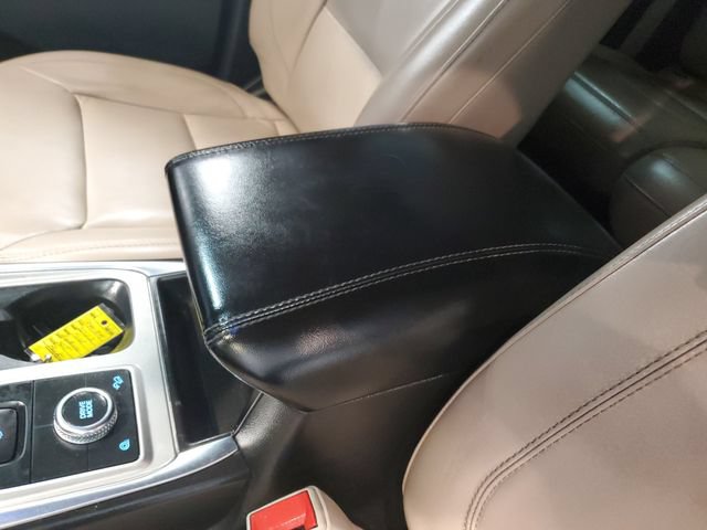 Used 2022 Ford Explorer XLT w/ Equipment Group 202A AWD/4WD image 27