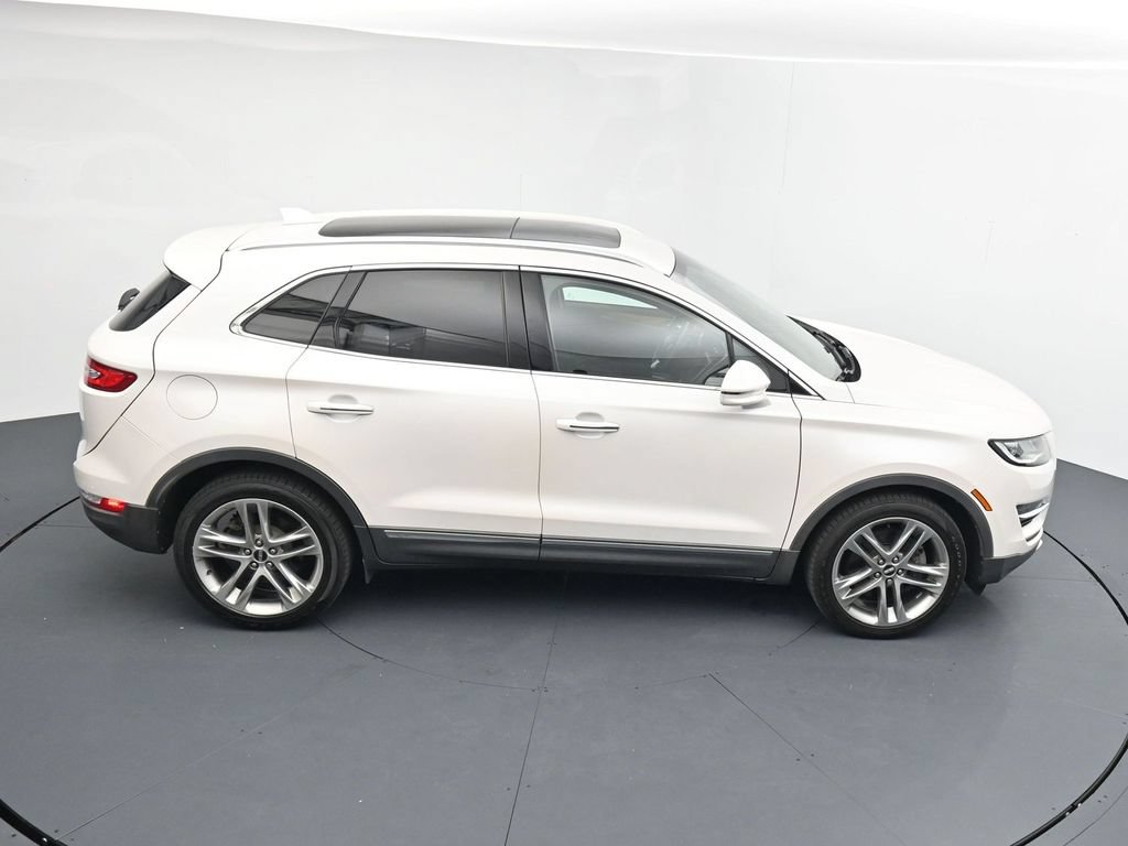 Used 2019 Lincoln MKC Reserve w/ MKC Climate Package AWD/4WD image 17