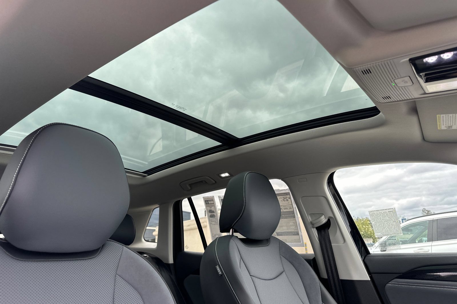 New 2026 Volkswagen Tiguan SE AWD/4WD image 17