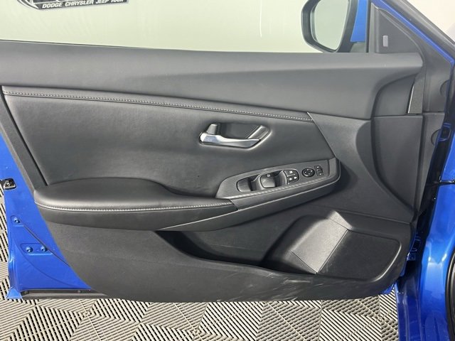 Used 2022 Nissan Sentra SV image 18