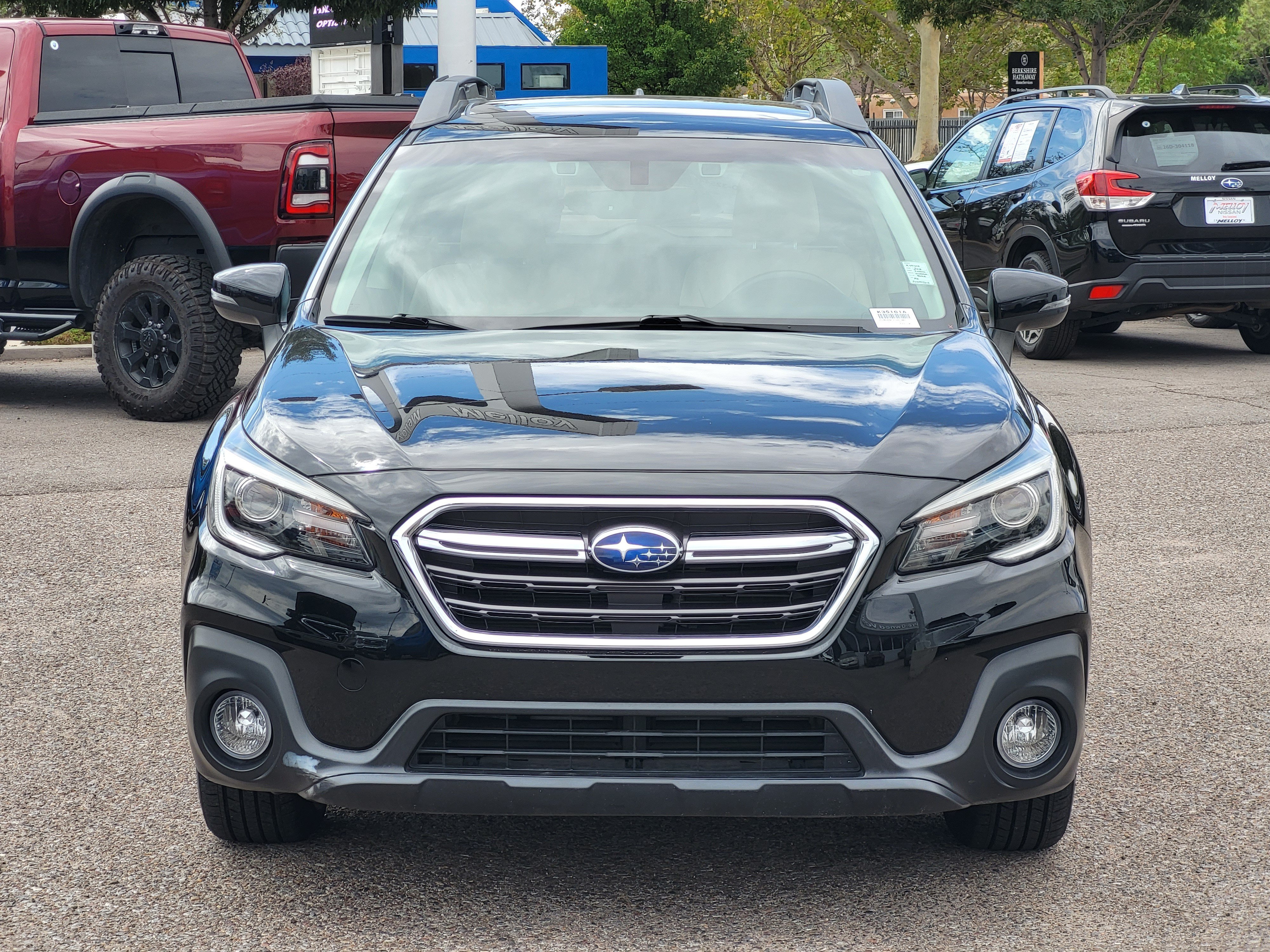 Used 2018 Subaru Outback 2.5i Limited AWD/4WD image 3