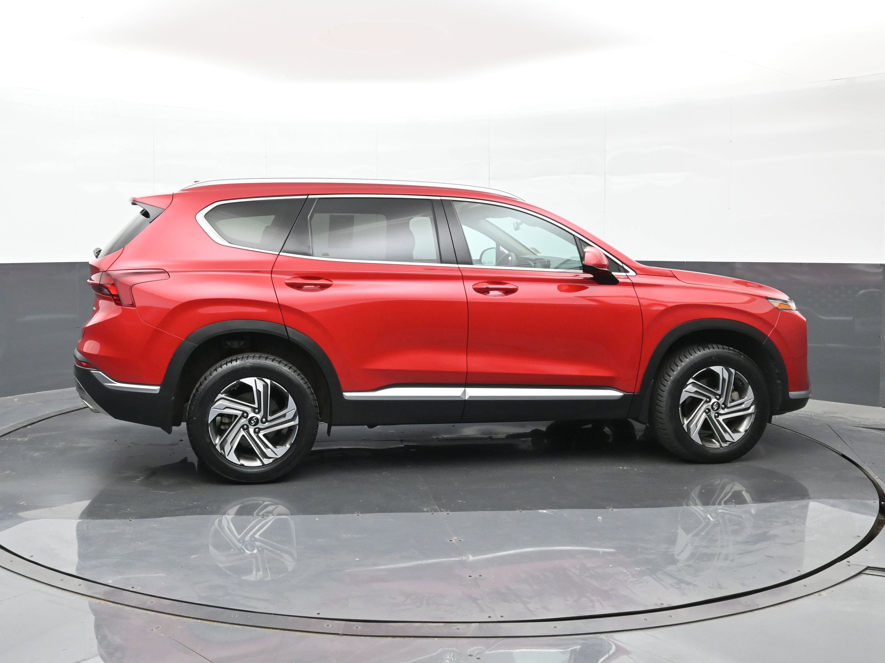 Used 2022 Hyundai Santa Fe SEL image 9