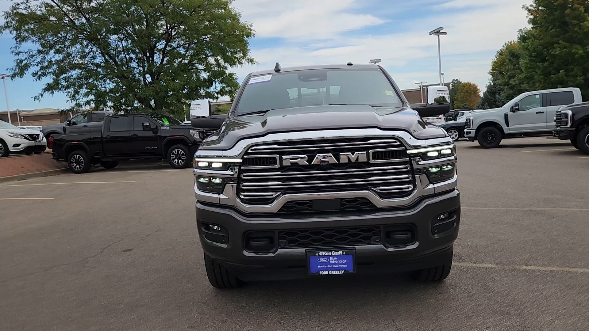 Used 2025 RAM 2500 Laramie AWD/4WD image 5