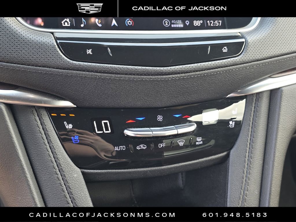 Certified 2023 Cadillac XT5 Sportv w/ Technology Package AWD/4WD image 16