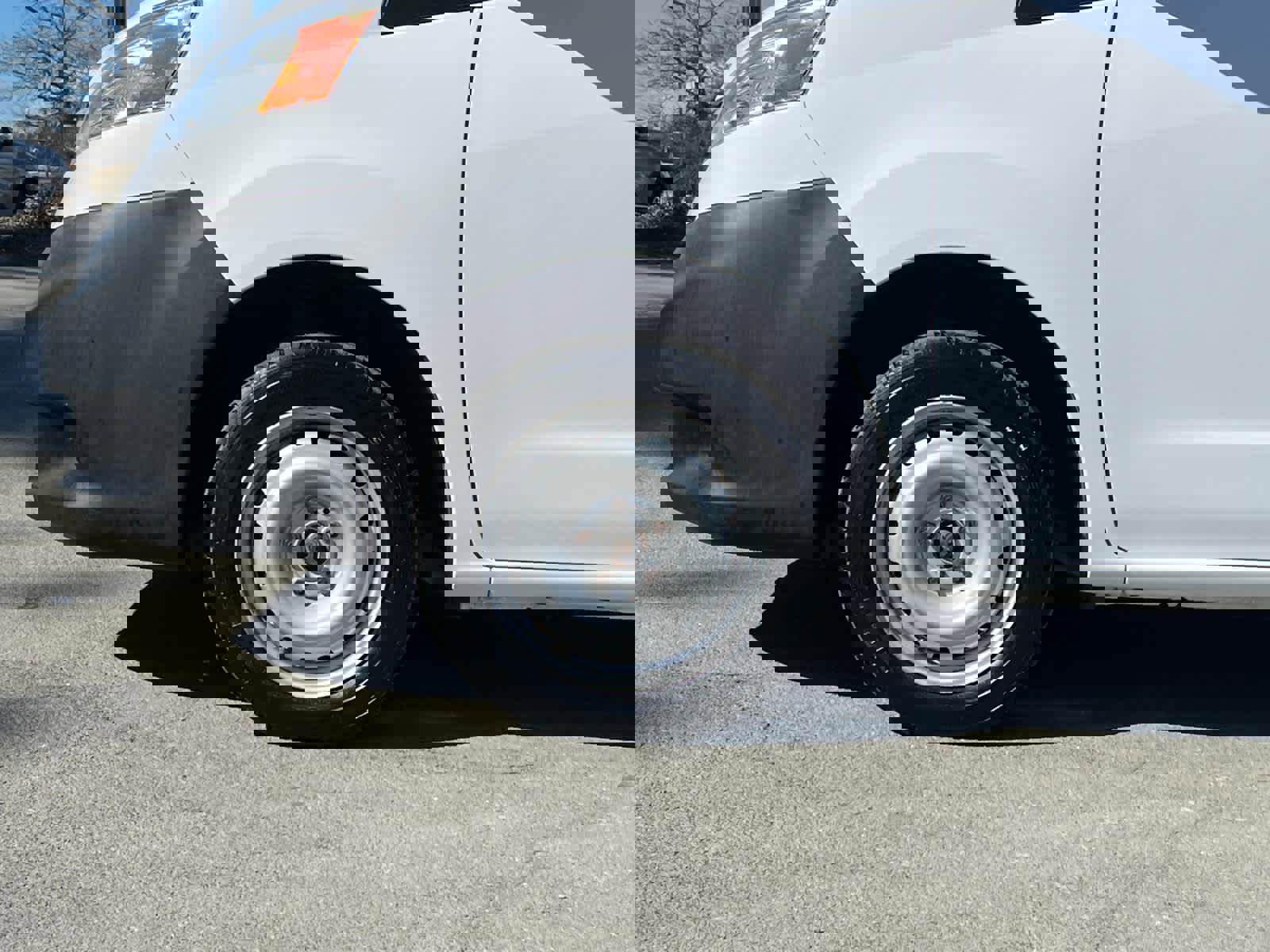 Used 2018 Nissan NV200 S w/ Back Door Glass Package image 11