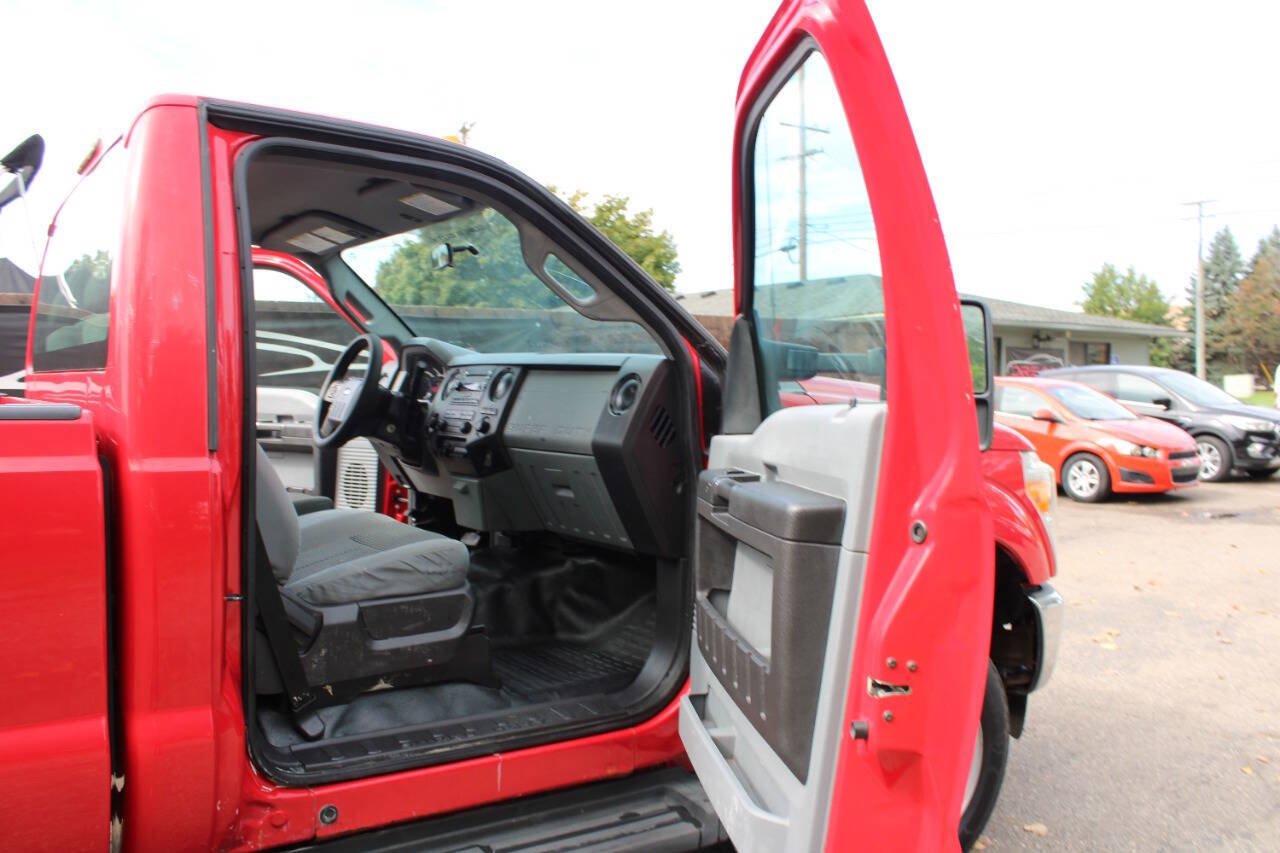 Used 2015 Ford F250 XL w/ Power Equipment Group AWD/4WD image 17