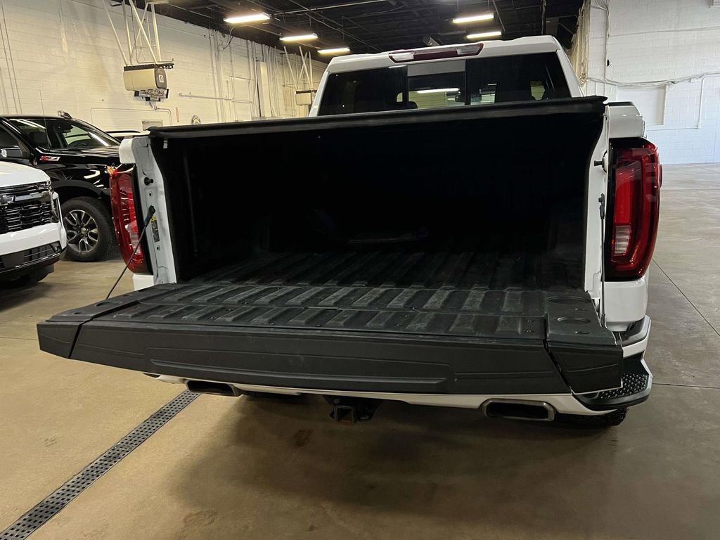 Used 2023 GMC Sierra 1500 AT4 w/ AT4 Preferred Package image 10
