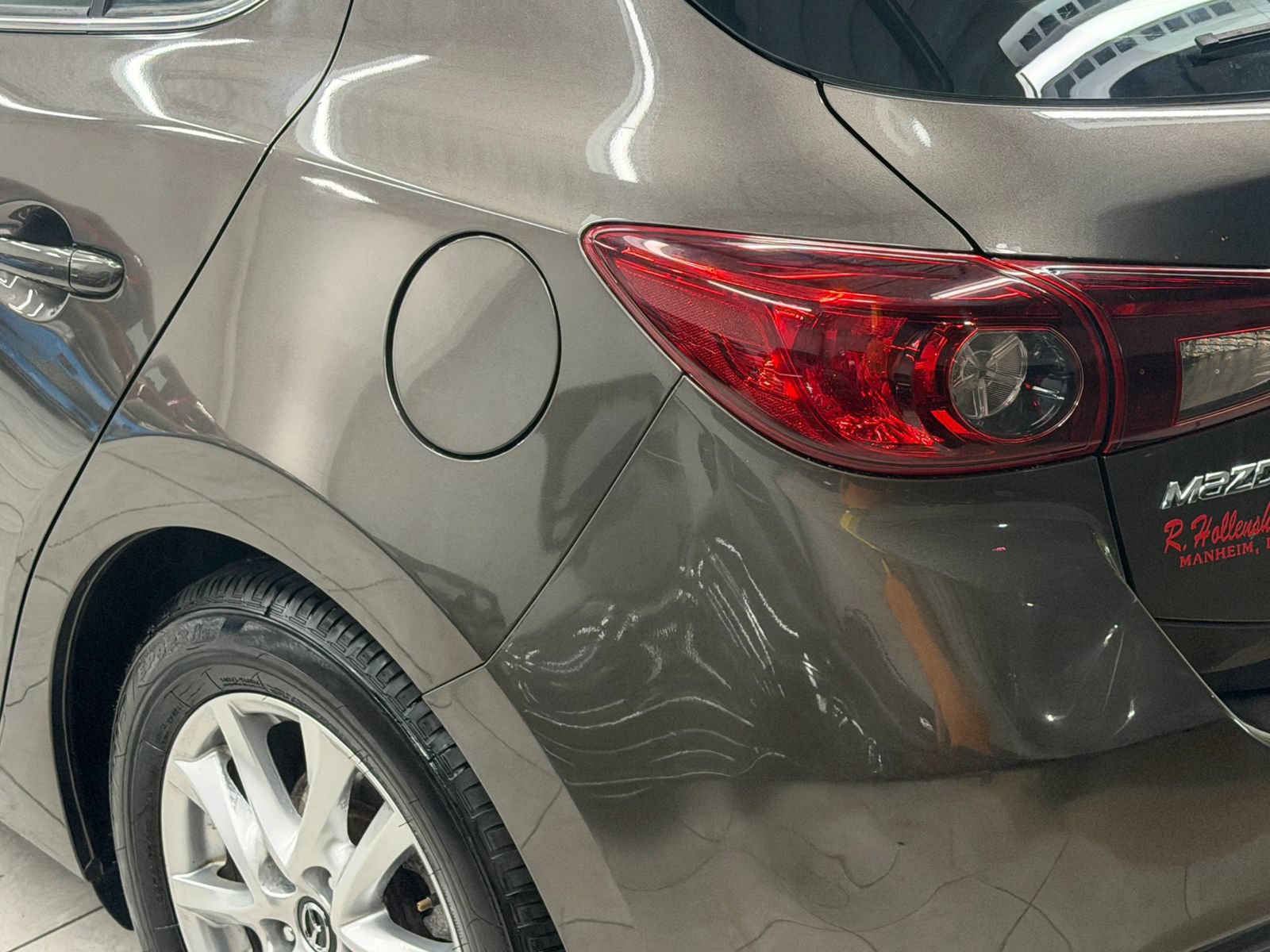 Used 2015 MAZDA MAZDA3 i Touring FWD image 12