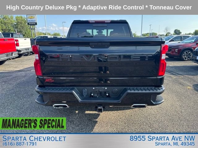 Used 2022 Chevrolet Silverado 1500 High Country w/ LPO, Dark Essentials Package AWD/4WD image 4