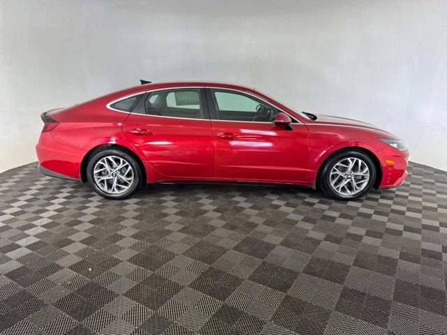 Used 2021 Hyundai Sonata SEL w/ Preferred Accessory Package FWD image 4