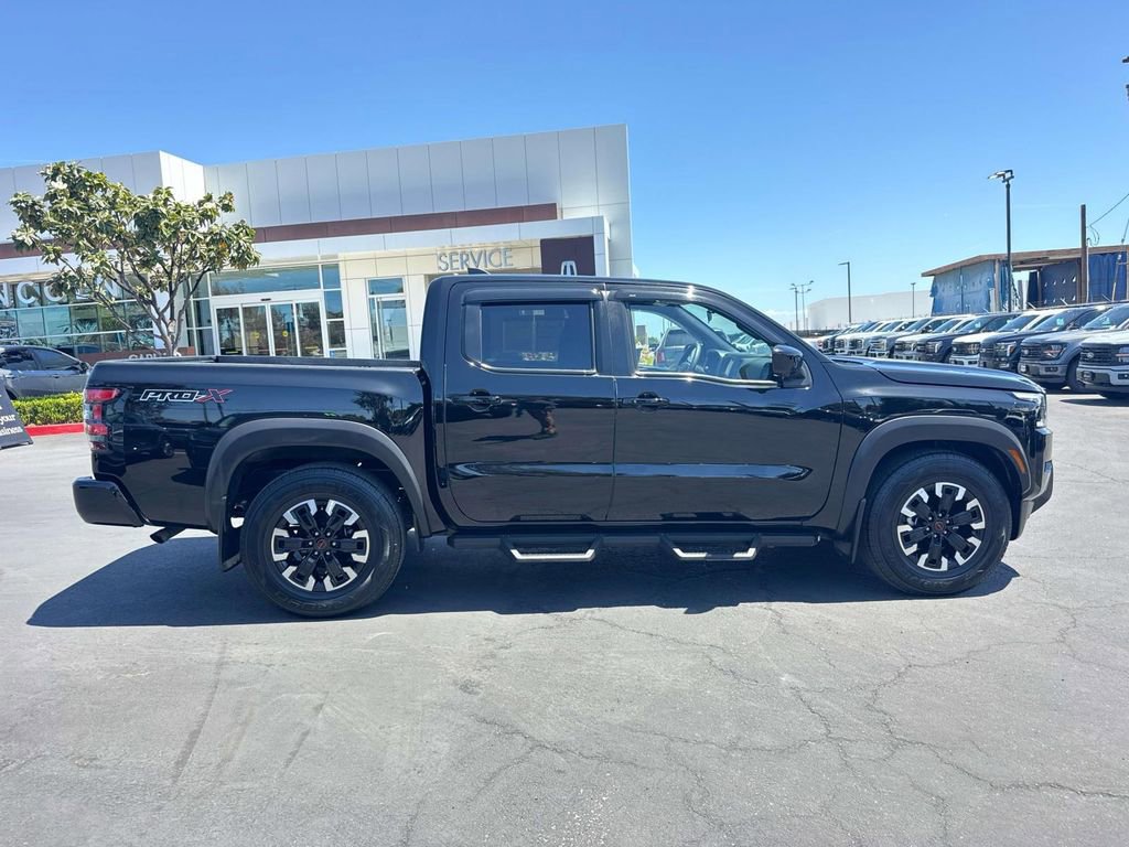 Used 2022 Nissan Frontier Pro-X RWD image 2