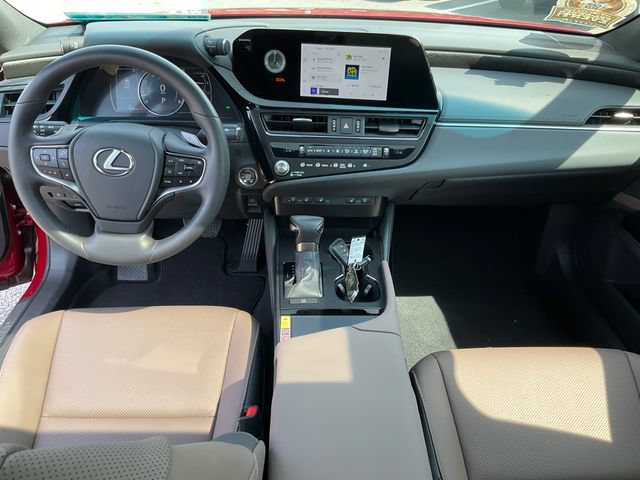 Used 2025 Lexus ES 350 w/ Premium Package FWD image 4