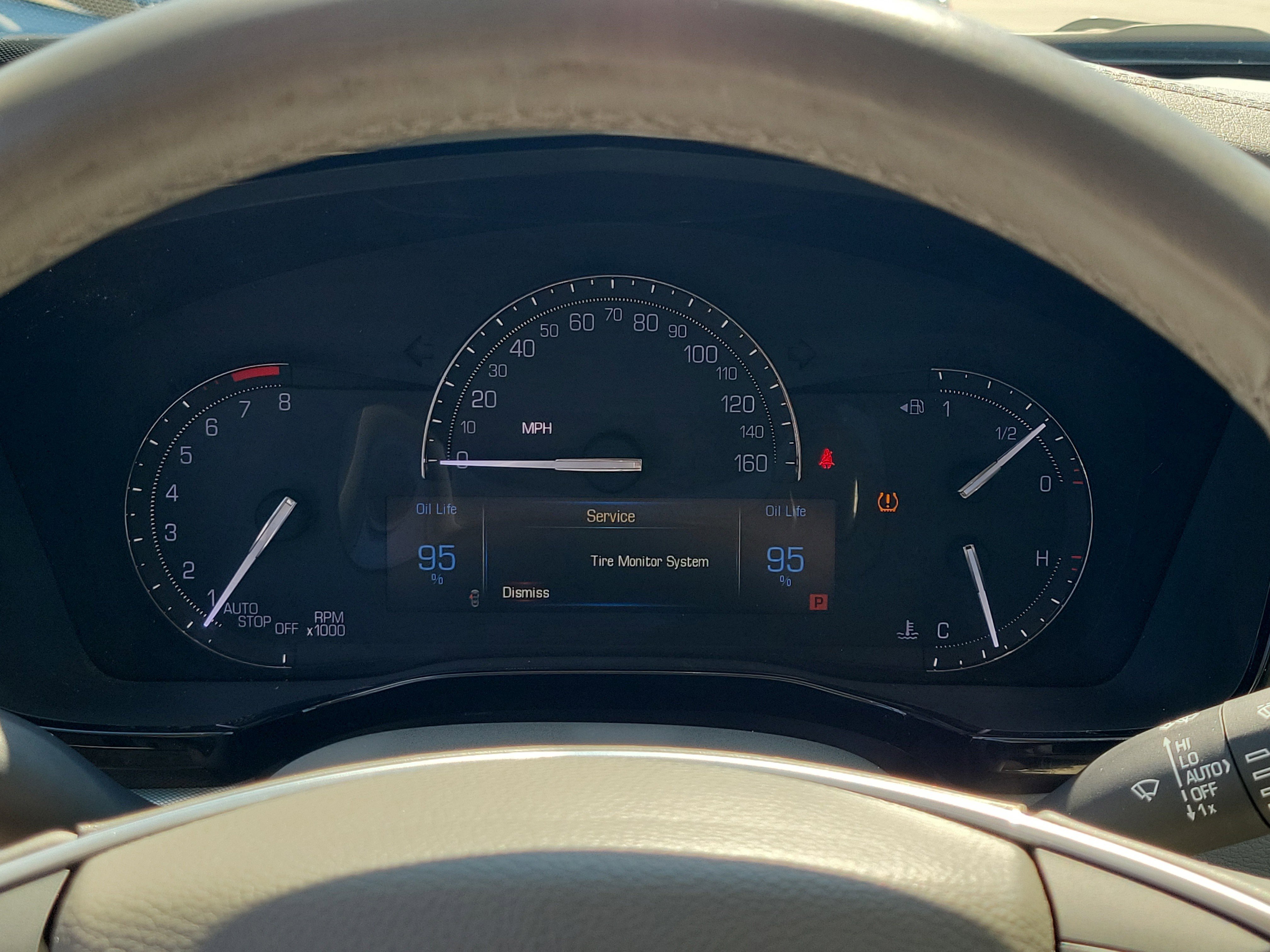 Used 2017 Cadillac XT5 Premium Luxury w/ LPO, Wheel Lock Package image 26