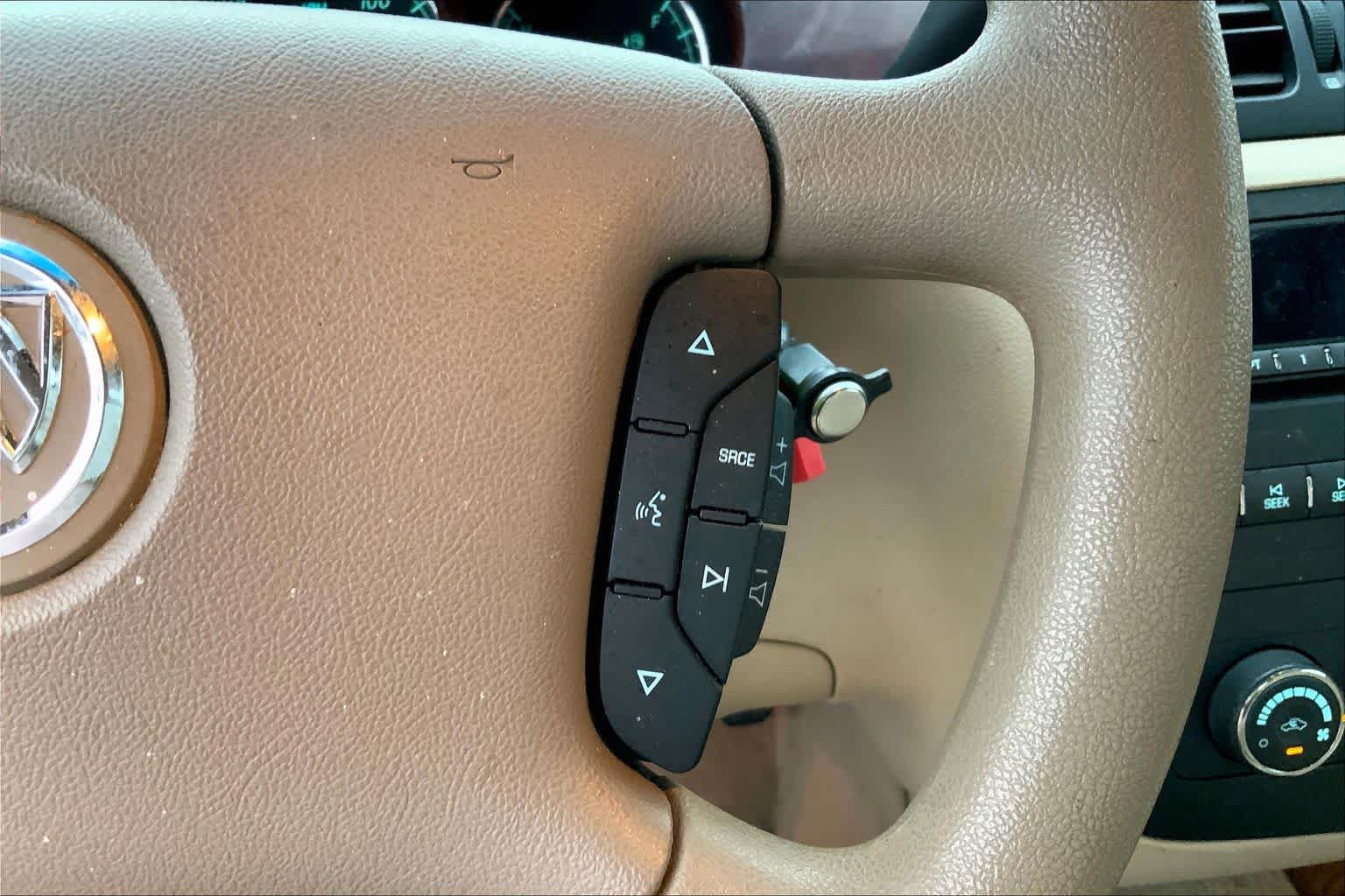Used 2006 Buick Lucerne CX FWD image 23