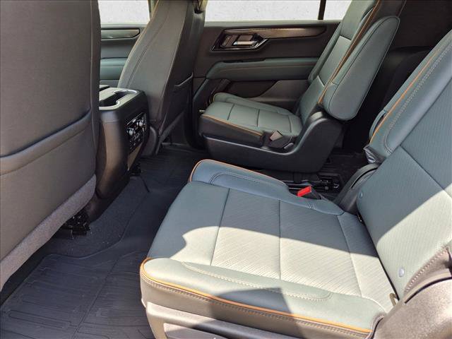 New 2026 GMC Yukon XL AT4 w/ AT4 Premium Plus Package AWD/4WD image 12