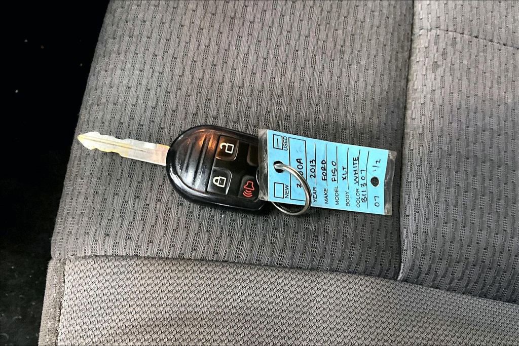 Used 2013 Ford F150 XLT w/ Mid Equipment Group image 34