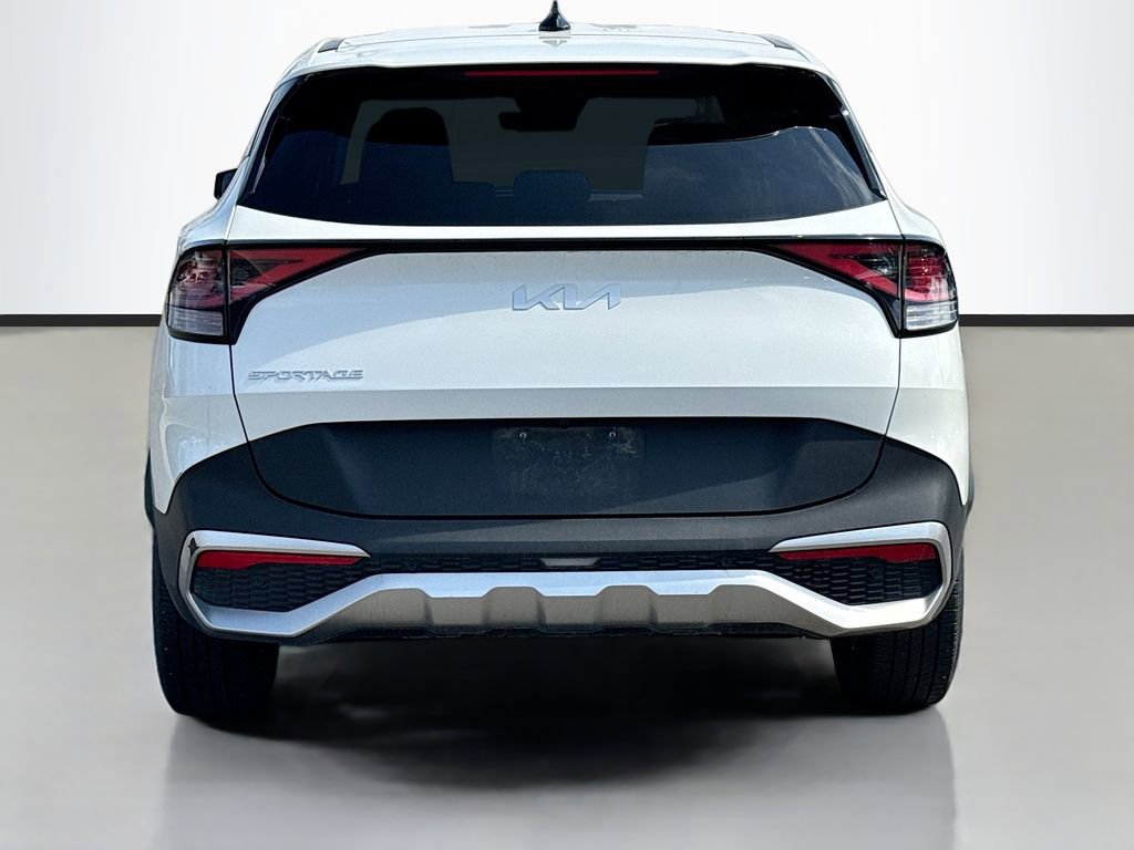 Used 2024 Kia Sportage LX image 6