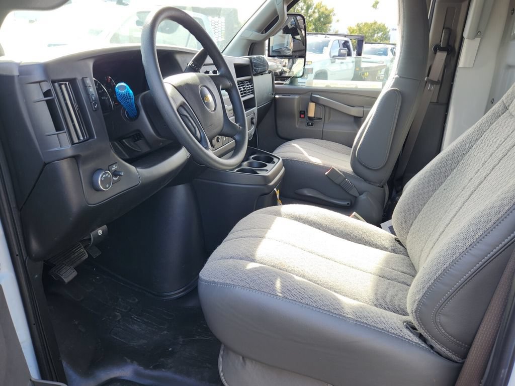 New 2025 Chevrolet Express 3500 w/ Power Convenience Package RWD image 6