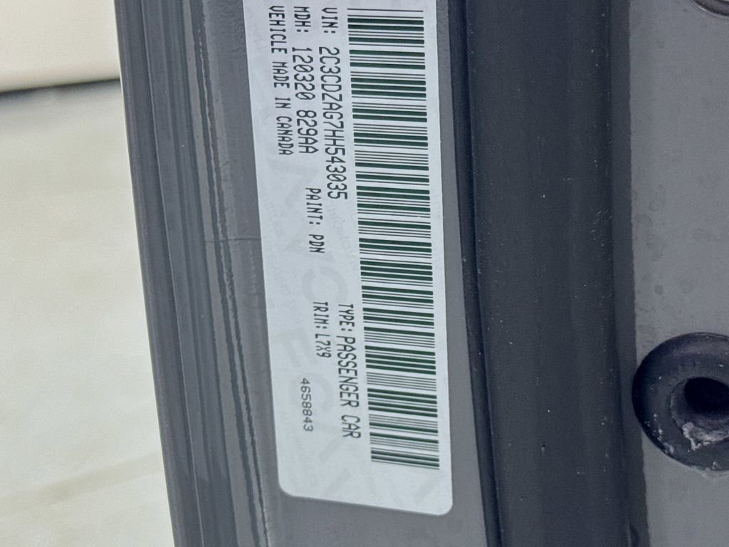 Used 2017 Dodge Challenger SXT image 37