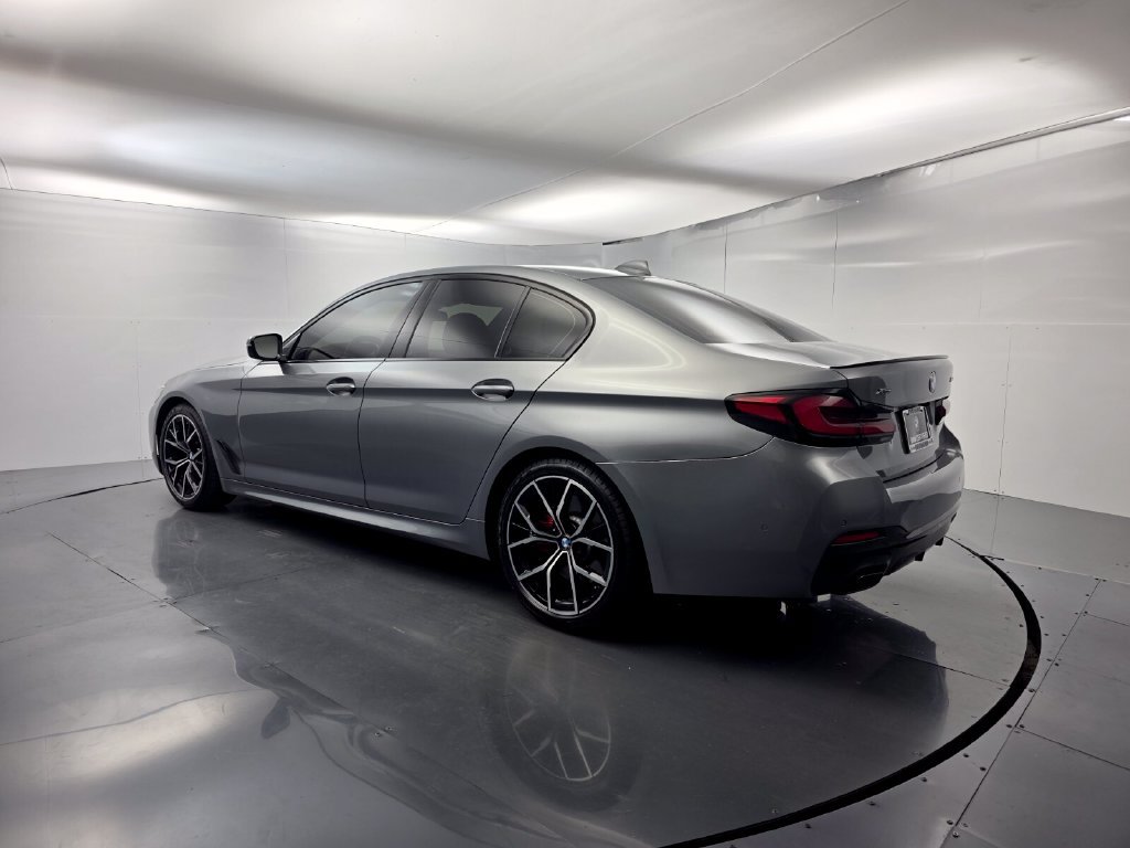 Certified 2023 BMW 530i xDrive w/ M Sport Package AWD/4WD image 4