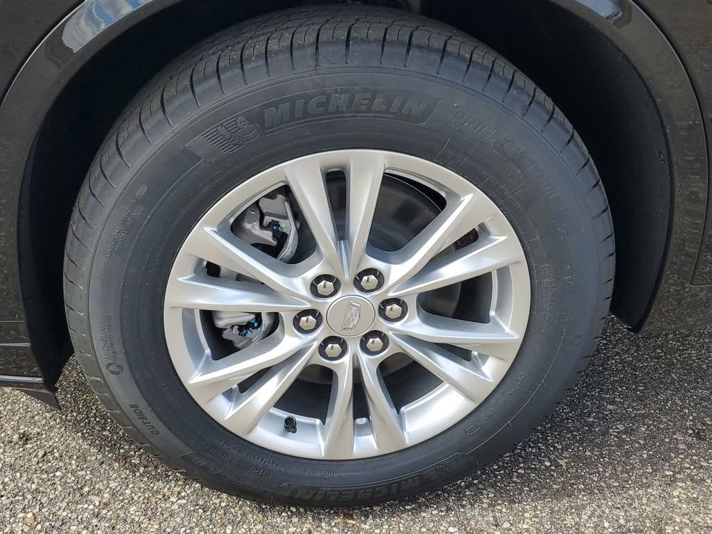 New 2025 Cadillac XT6 Luxury image 33