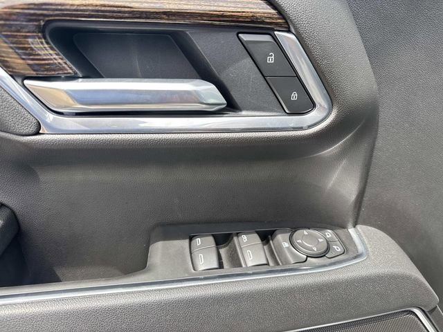 Used 2026 GMC Sierra 1500 Elevation image 25