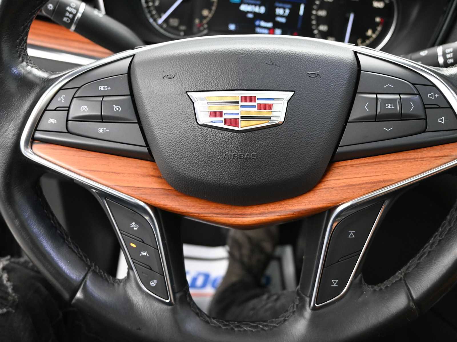 Used 2020 Cadillac XT5 Premium Luxury AWD/4WD image 12