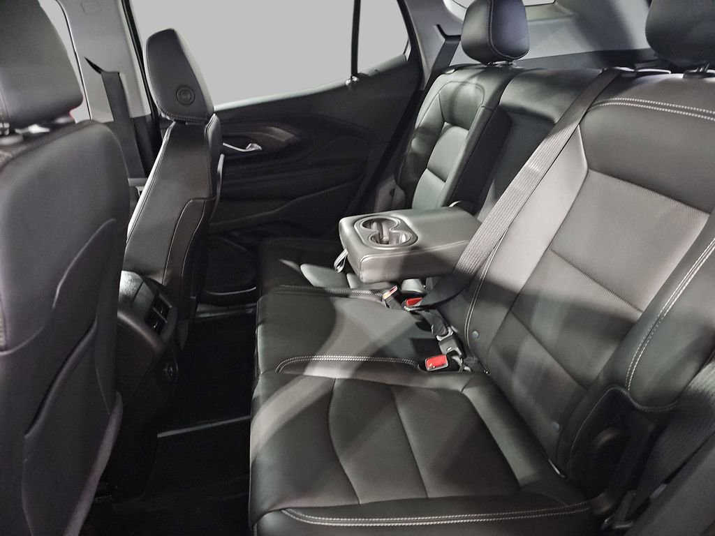 Certified 2022 GMC Terrain SLT w/ Tech Package image 18