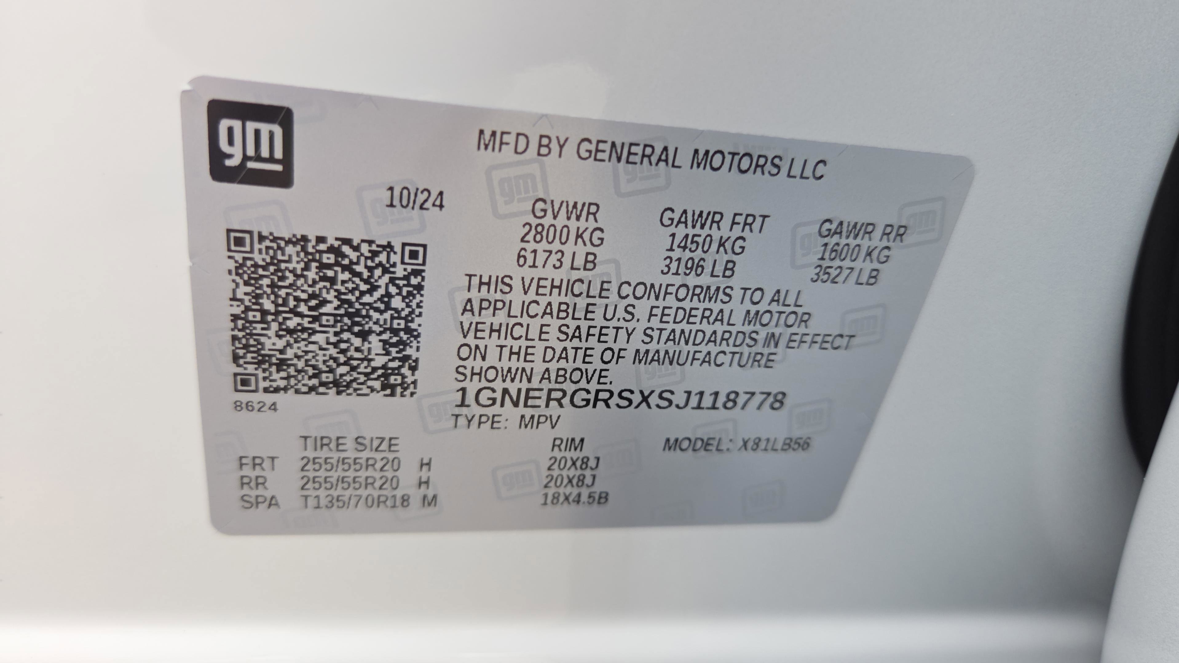 Used 2025 Chevrolet Traverse LT w/ Sun and Wheel Package FWD image 16