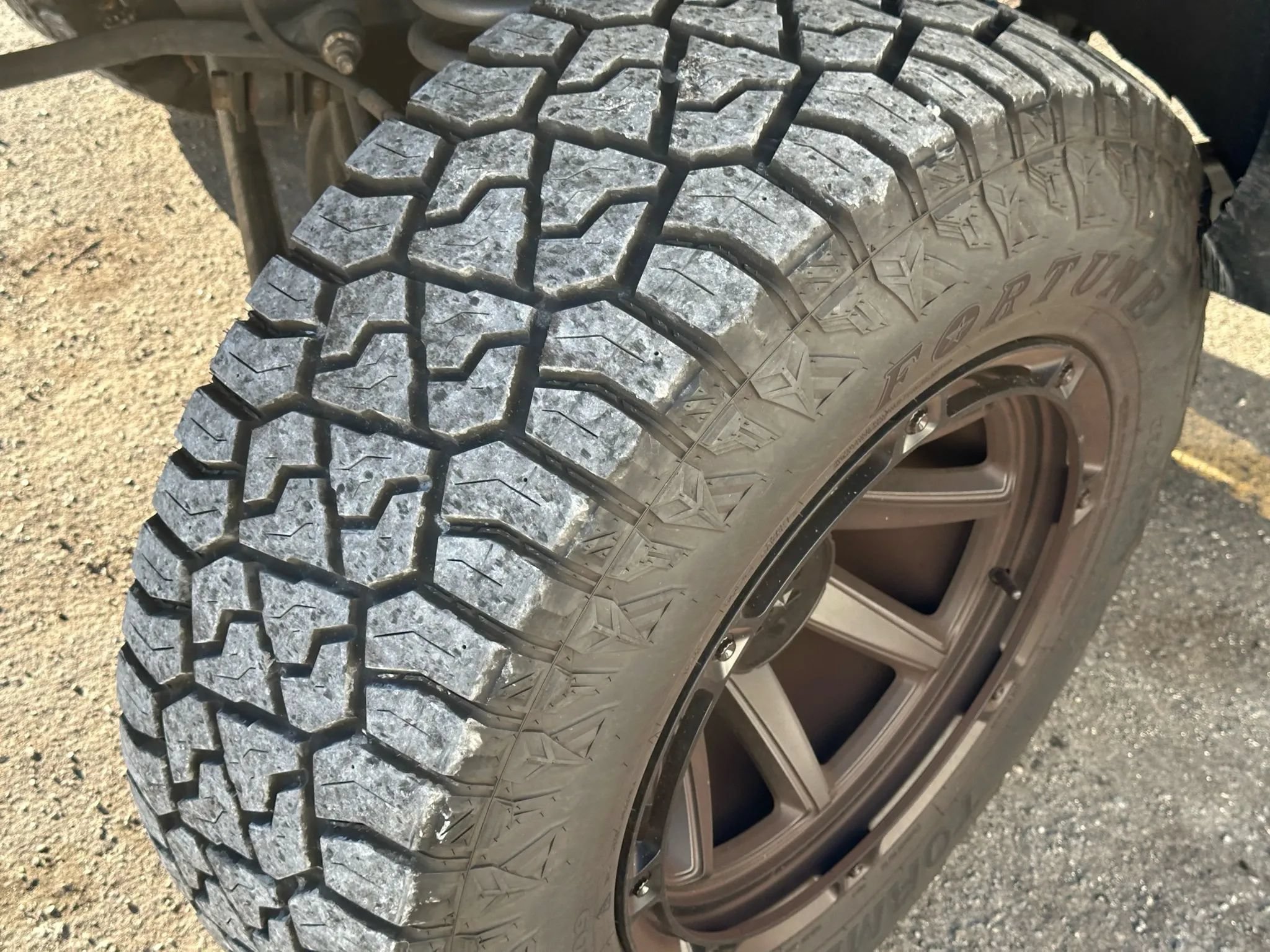 Used 2010 Ford F250 XLT AWD/4WD image 9