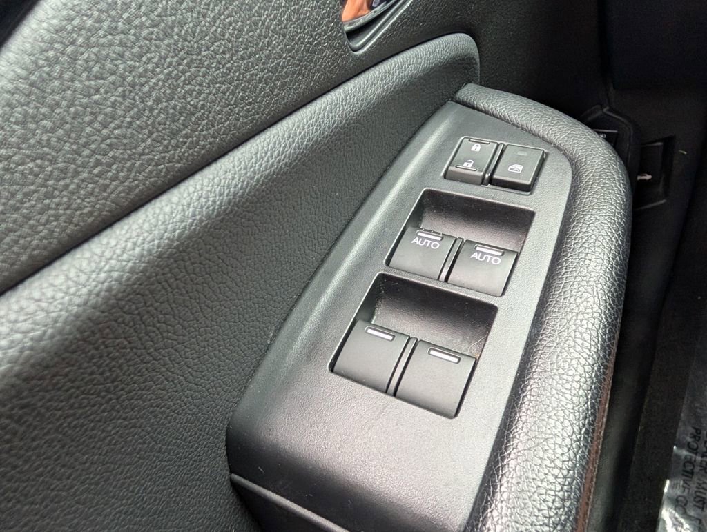 Used 2019 Honda Pilot Elite image 37