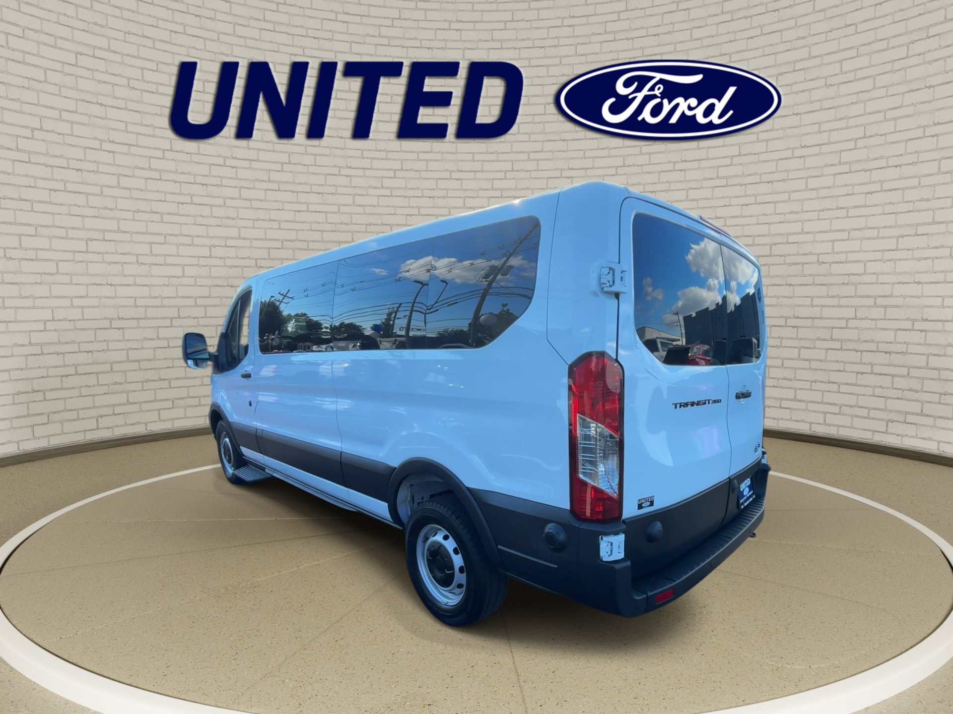 New 2026 Ford Transit 350 XL RWD image 7
