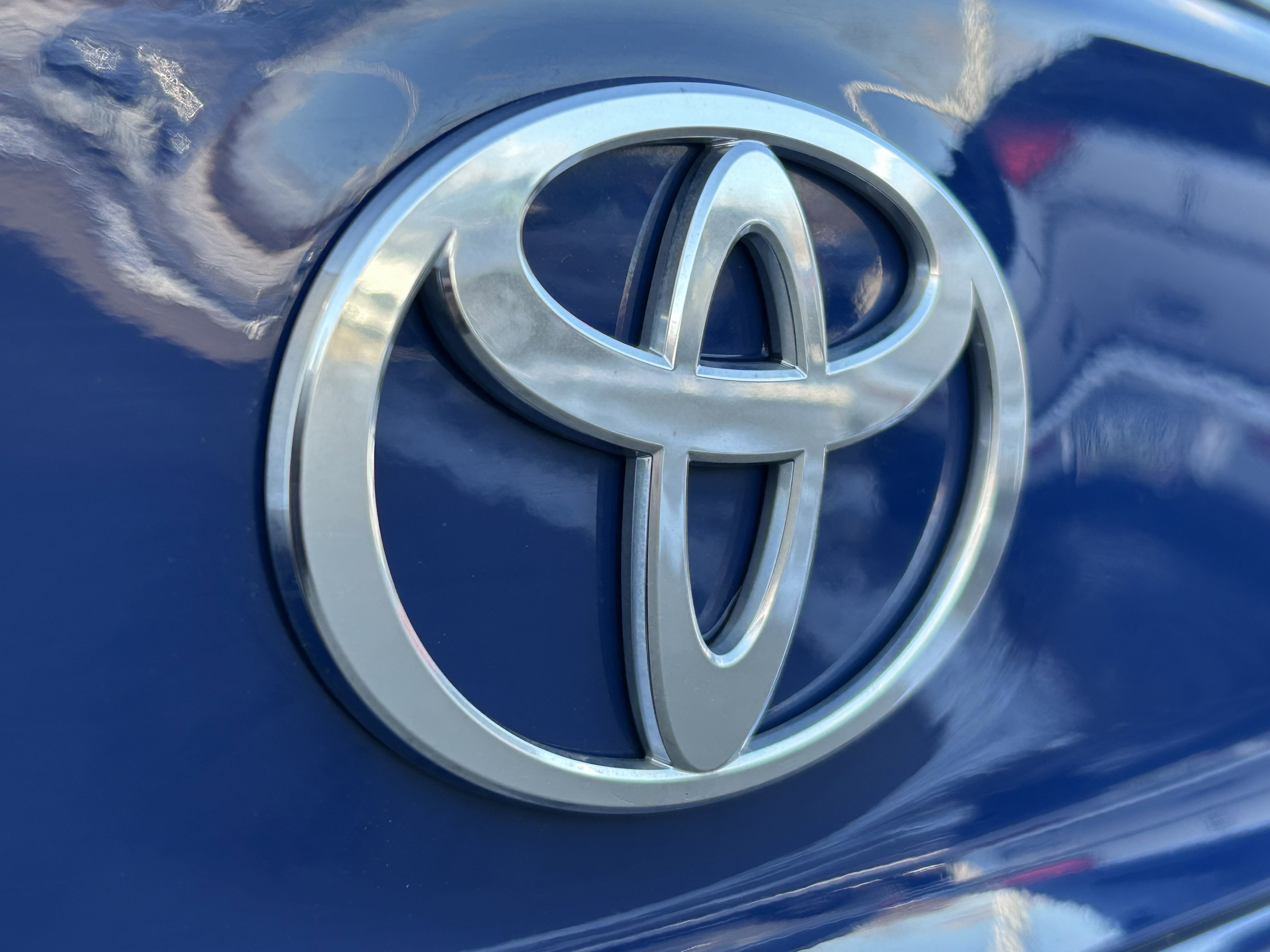 Certified 2025 Toyota Camry SE image 7