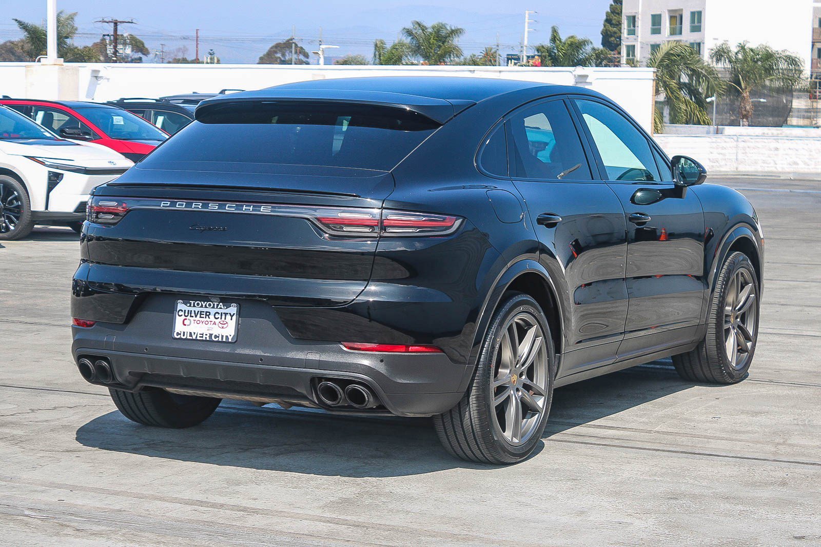 Used 2021 Porsche Cayenne Coupe AWD/4WD image 9