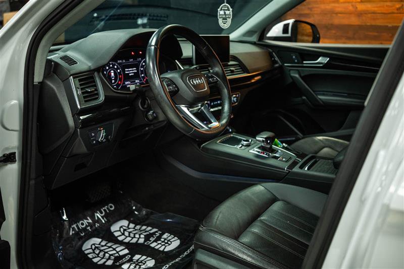Used 2019 Audi Q5 2.0T Premium Plus w/ Premium Plus Package image 9