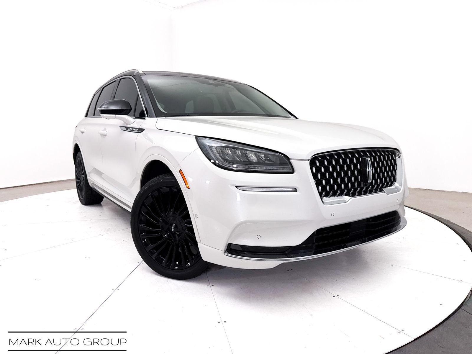 Used 2020 Lincoln Corsair Reserve AWD/4WD image 1