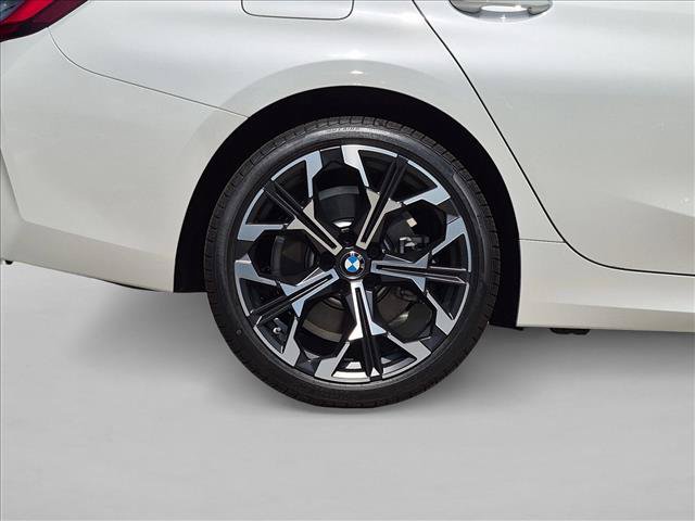 New 2026 BMW 330i xDrive Sedan w/ Premium Package AWD/4WD image 10