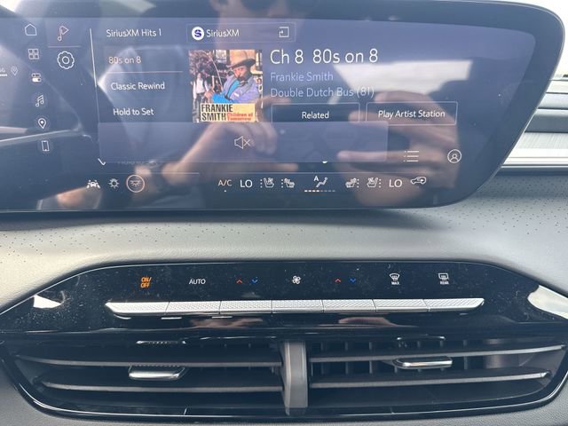 New 2026 Buick Enclave Avenir image 16