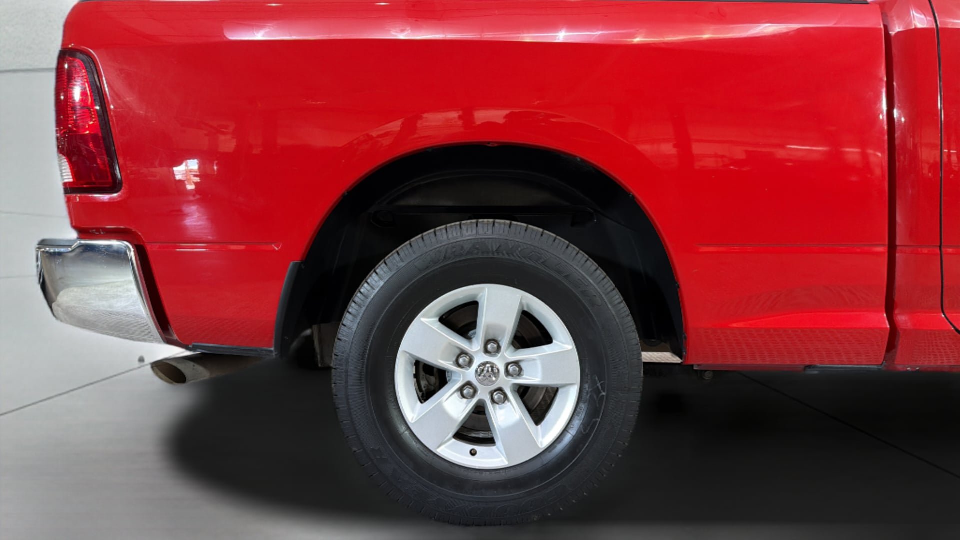 Used 2014 RAM 1500 Classic SLT RWD image 35