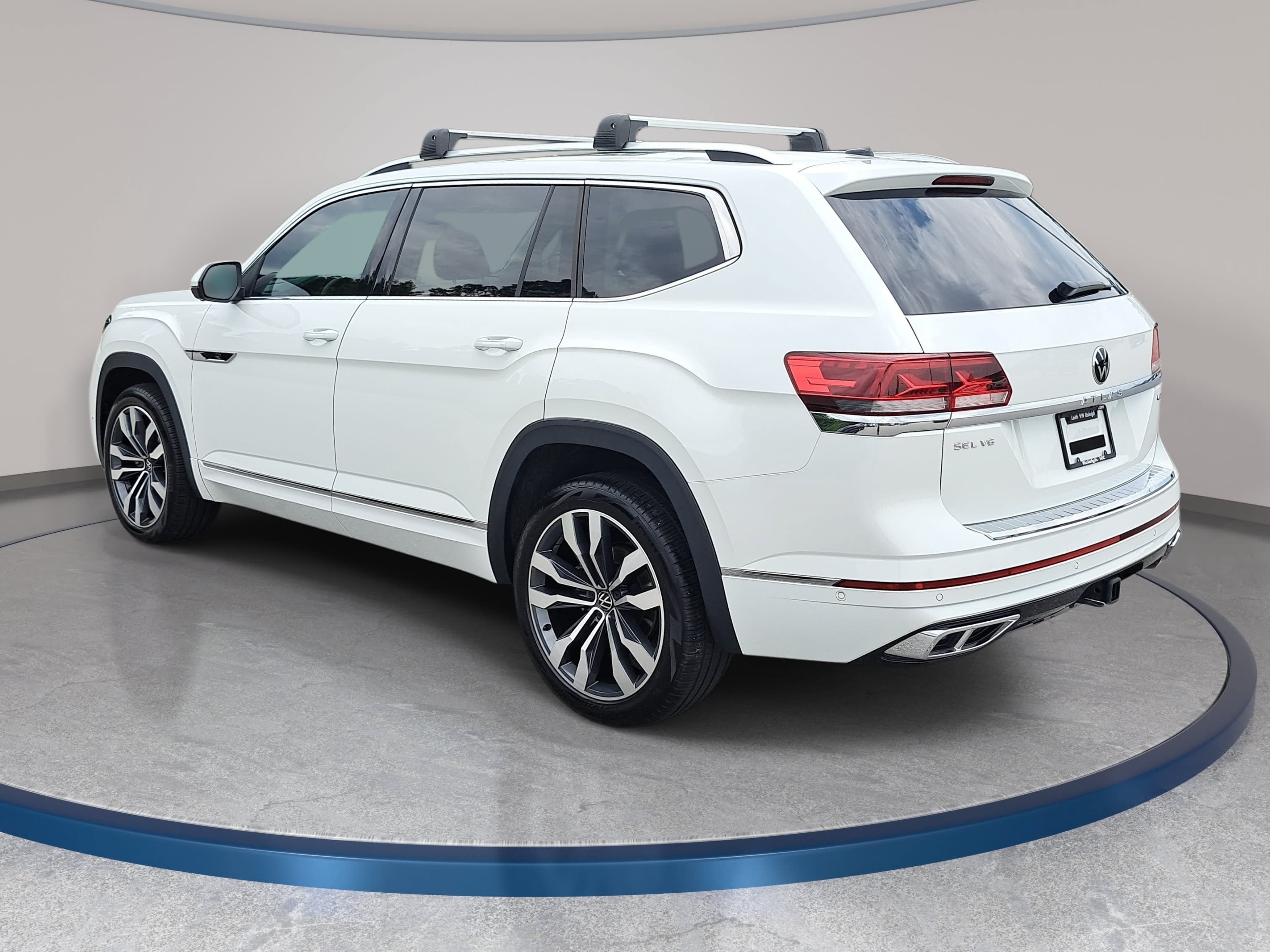 Used 2023 Volkswagen Atlas SEL Premium AWD/4WD image 7